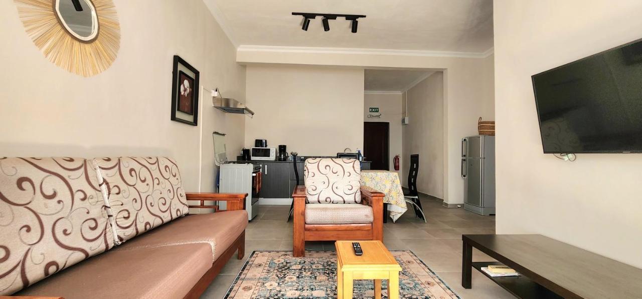 גראנדה באיה Number 5, Pebble Bay Appartments מראה חיצוני תמונה
